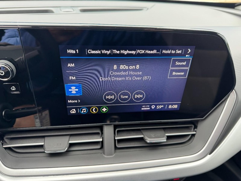 Chevrolet Trax Vehicle Image 15
