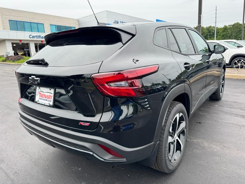 Chevrolet Trax Vehicle Image 03