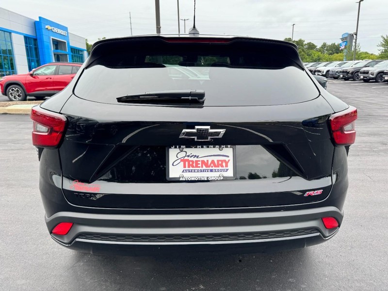 Chevrolet Trax Vehicle Image 04