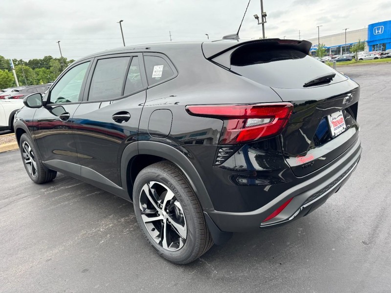 Chevrolet Trax Vehicle Image 05