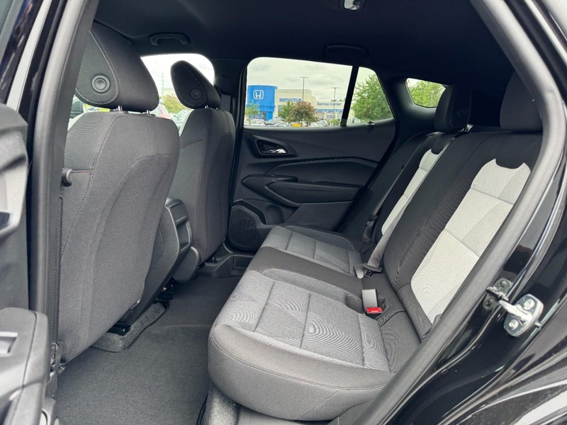Chevrolet Trax Vehicle Image 07