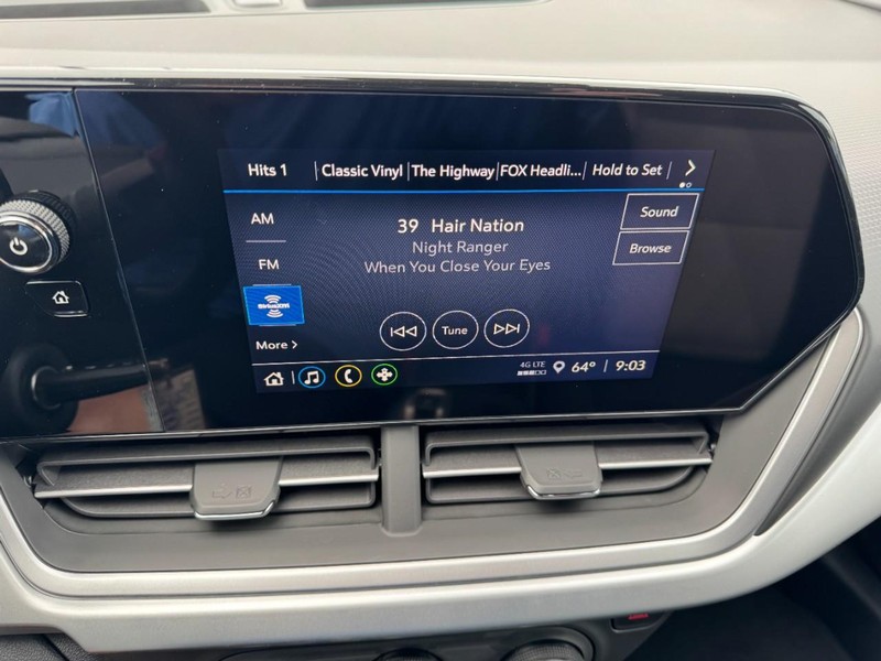 Chevrolet Trax Vehicle Image 14