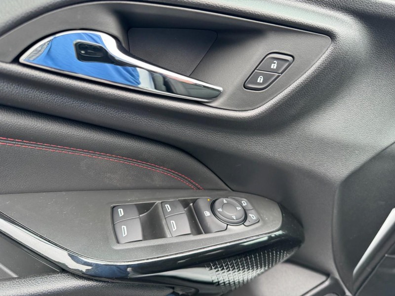 Chevrolet Trax Vehicle Image 10