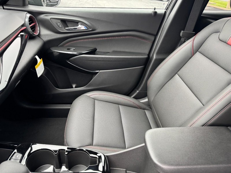 Chevrolet Trax Vehicle Image 08