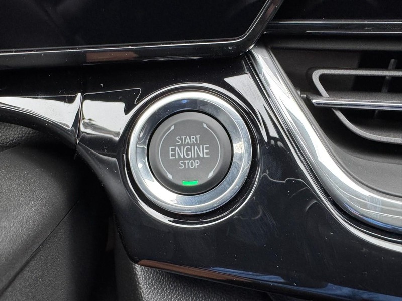 Chevrolet Trax Vehicle Image 16
