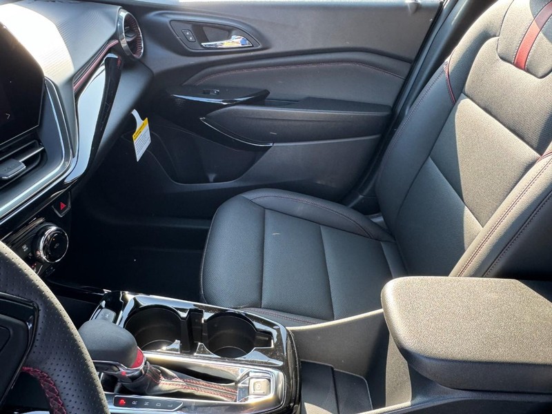 Chevrolet Trax Vehicle Image 08