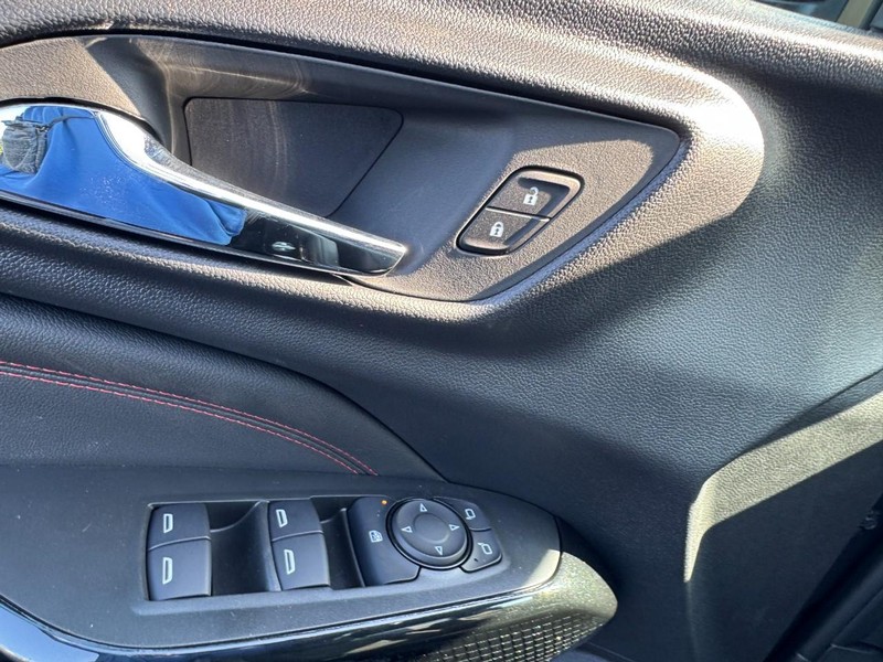 Chevrolet Trax Vehicle Image 10