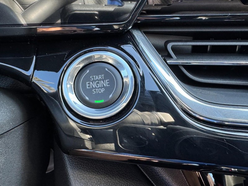 Chevrolet Trax Vehicle Image 16