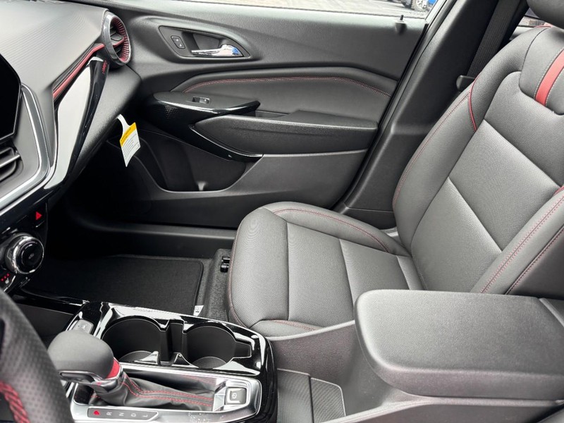 Chevrolet Trax Vehicle Image 08