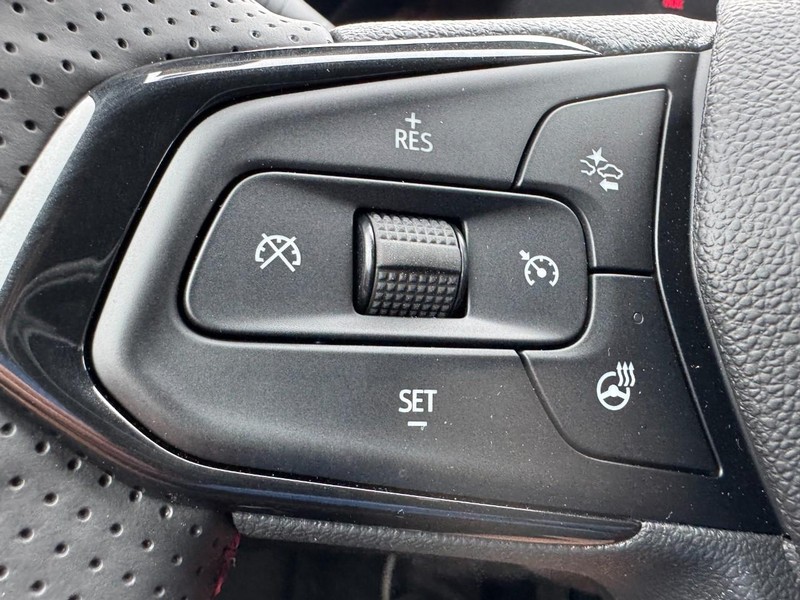 Chevrolet Trax Vehicle Image 11