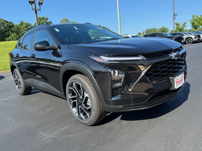 Chevrolet Trax Vehicle Image 02