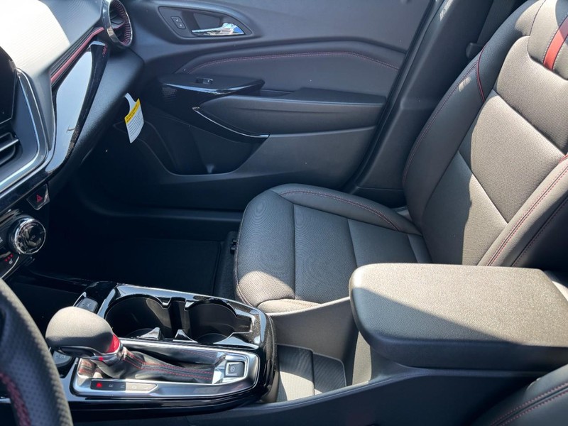 Chevrolet Trax Vehicle Image 08