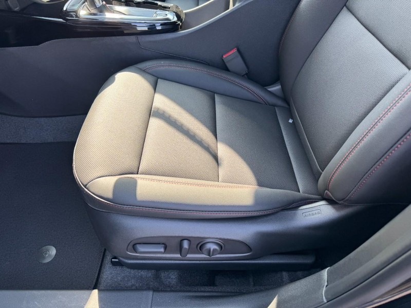 Chevrolet Trax Vehicle Image 09