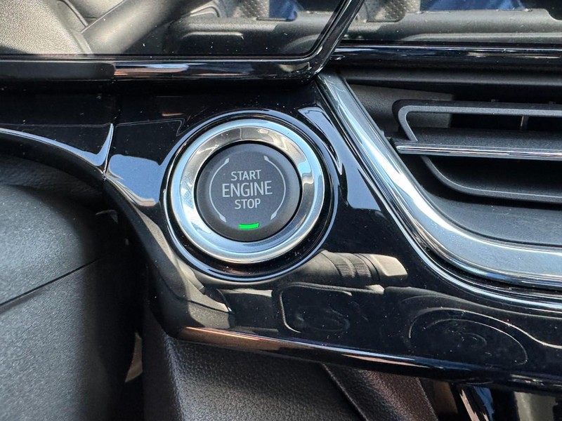 Chevrolet Trax Vehicle Image 16