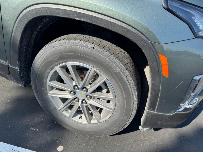 Chevrolet Traverse Vehicle Image 05