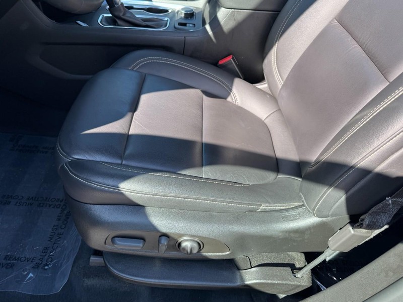 Chevrolet Traverse Vehicle Image 14