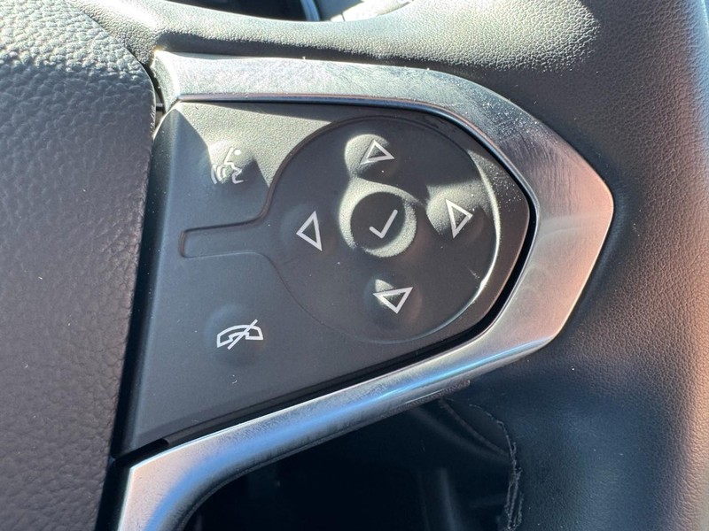 Chevrolet Traverse Vehicle Image 17