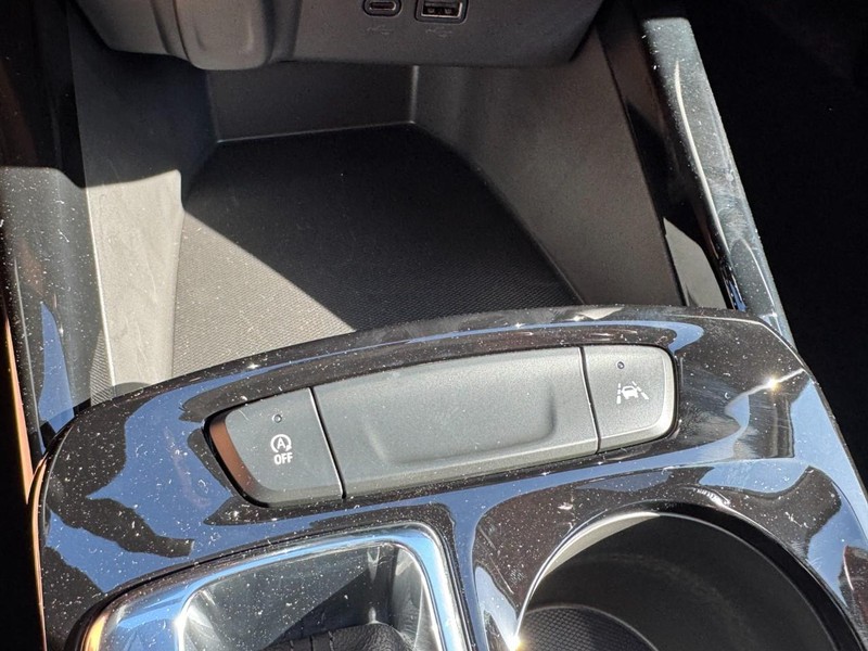 Chevrolet Trax Vehicle Image 14
