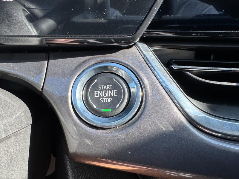 Chevrolet Trax Vehicle Image 16