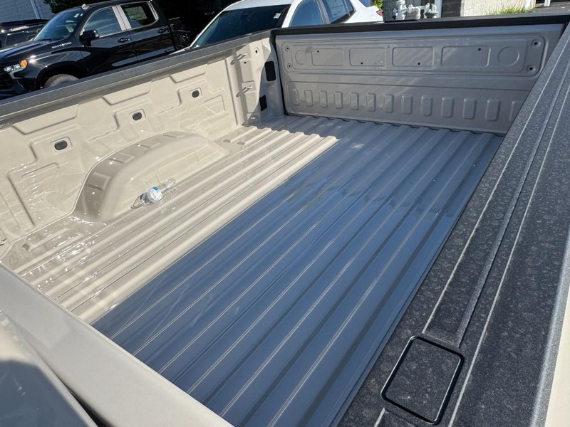 Chevrolet Silverado 2500HD Vehicle Image 08