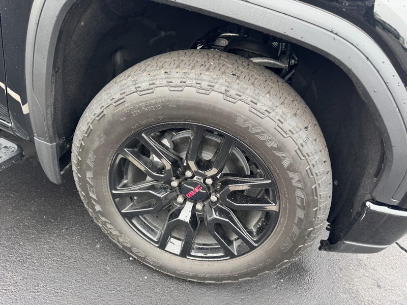GMC Sierra 1500 Vehicle Image 05