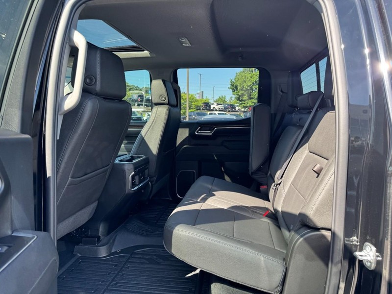 GMC Sierra 1500 Vehicle Image 10