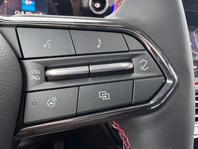 Chevrolet Traverse Vehicle Image 13