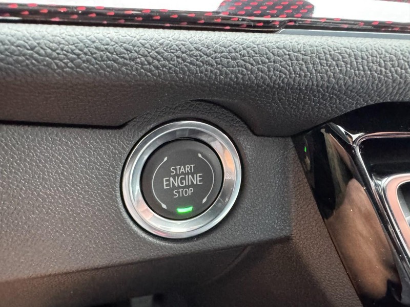 Chevrolet Traverse Vehicle Image 18