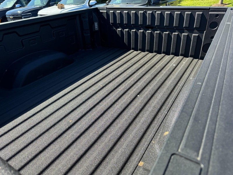 Chevrolet Silverado 2500HD Vehicle Image 07