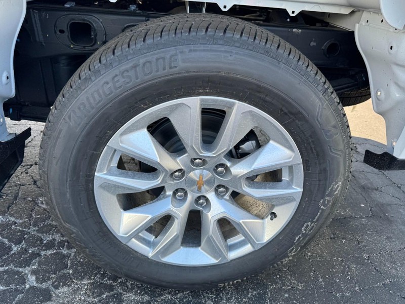 Chevrolet Silverado 1500 Vehicle Image 06