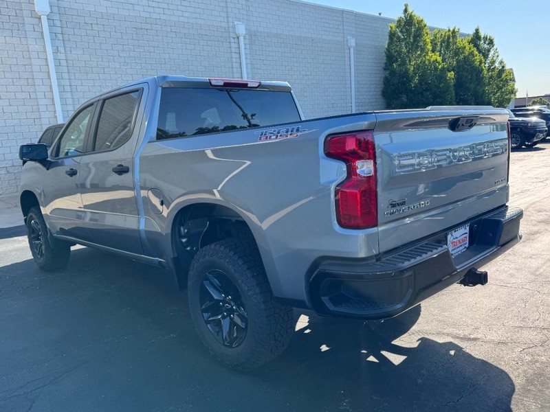 Chevrolet Silverado 1500 Vehicle Image 05