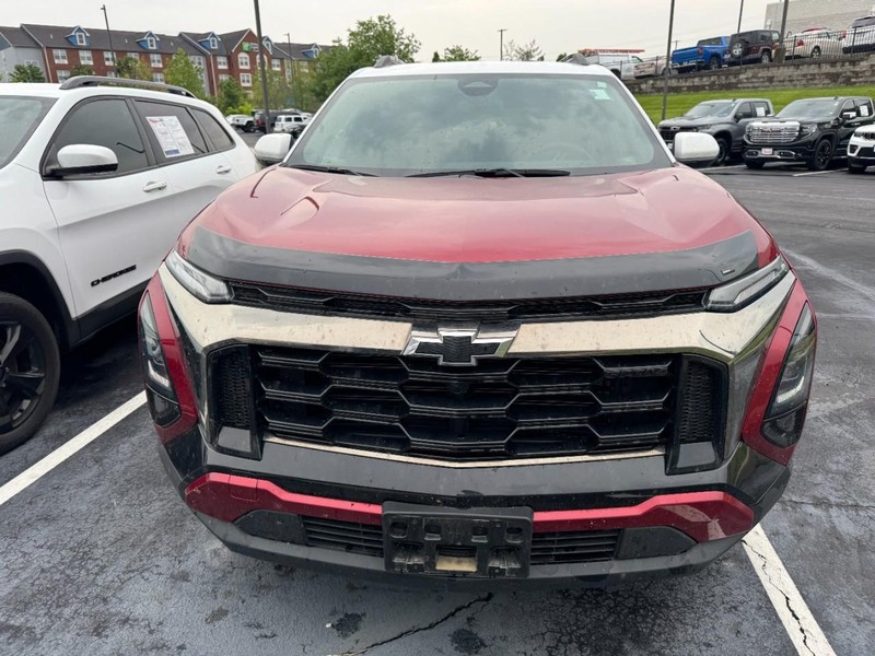 Chevrolet Equinox Vehicle Full-screen Gallery Image 03