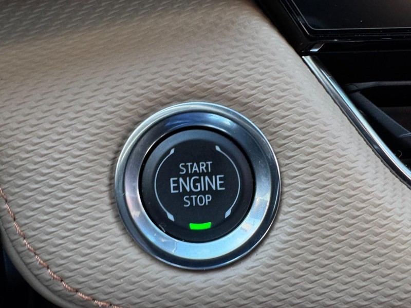 Chevrolet Equinox Vehicle Image 22
