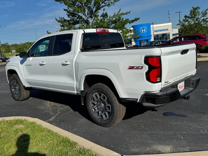 Chevrolet Colorado Vehicle Image 05