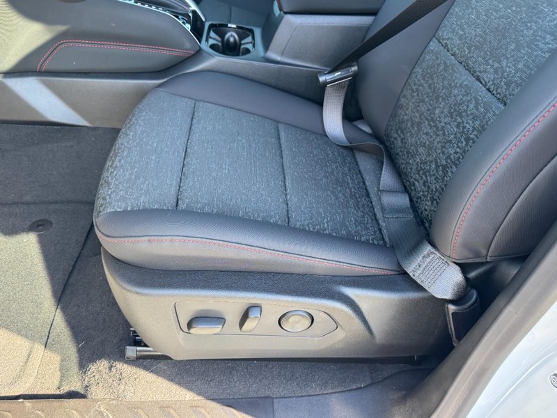 Chevrolet Colorado Vehicle Image 10