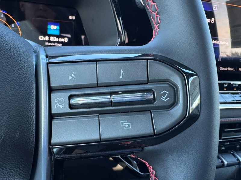 Chevrolet Colorado Vehicle Image 13