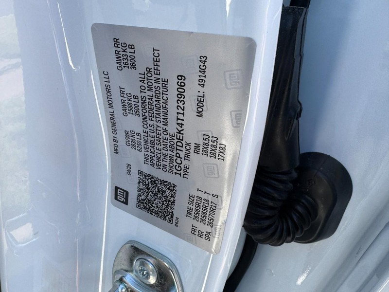 Chevrolet Colorado Vehicle Image 19