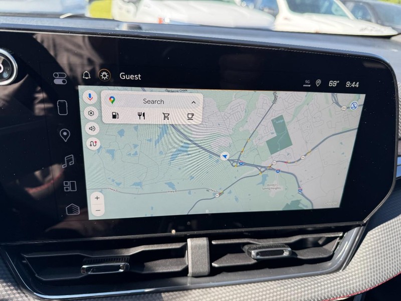 Chevrolet Equinox Vehicle Image 15