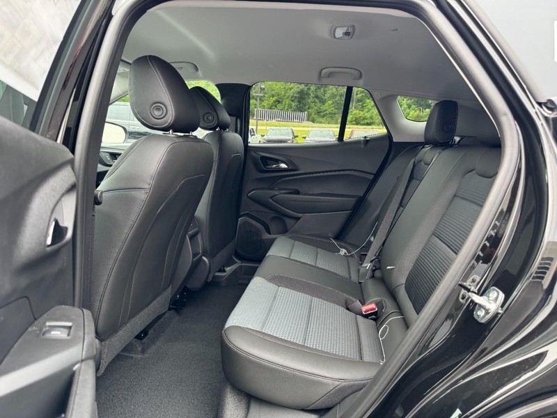 Chevrolet Trax Vehicle Image 07