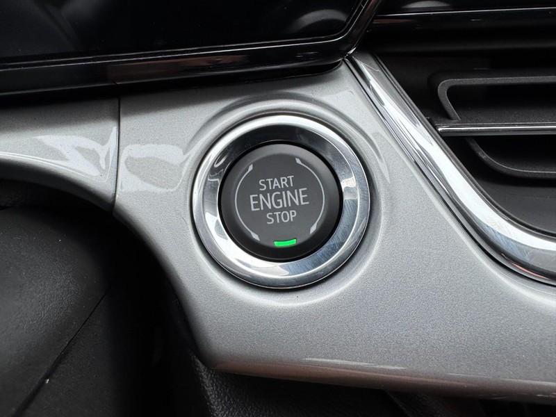 Chevrolet Trax Vehicle Image 16
