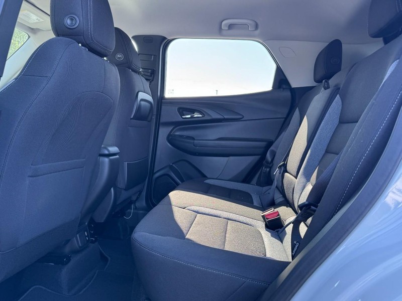 Chevrolet TrailBlazer Vehicle Image 07