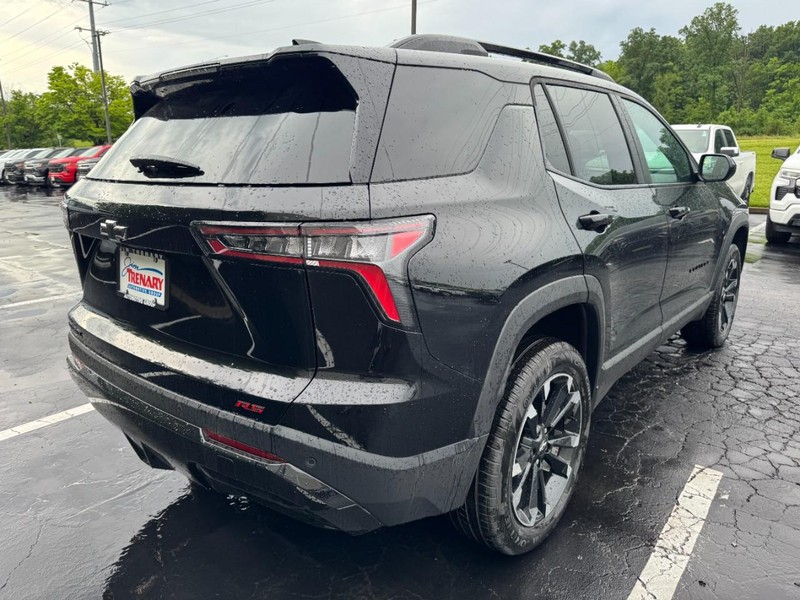 Chevrolet Equinox Vehicle Image 03