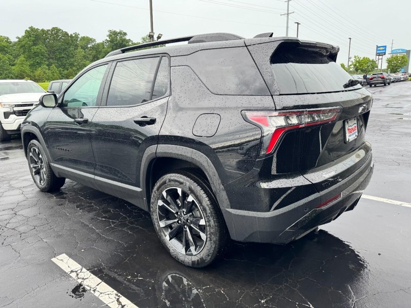 Chevrolet Equinox Vehicle Image 05