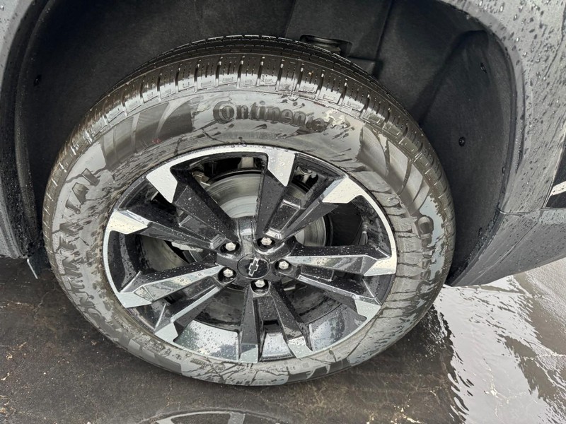 Chevrolet Equinox Vehicle Image 06