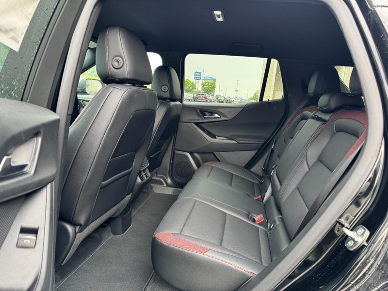 Chevrolet Equinox Vehicle Image 07