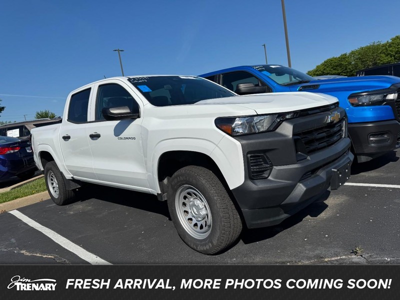 Chevrolet Colorado Vehicle Full-screen Gallery Image 01
