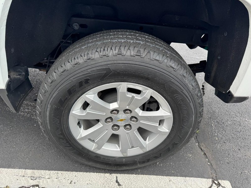 Chevrolet Colorado Vehicle Image 06