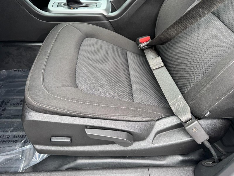 Chevrolet Colorado Vehicle Image 10