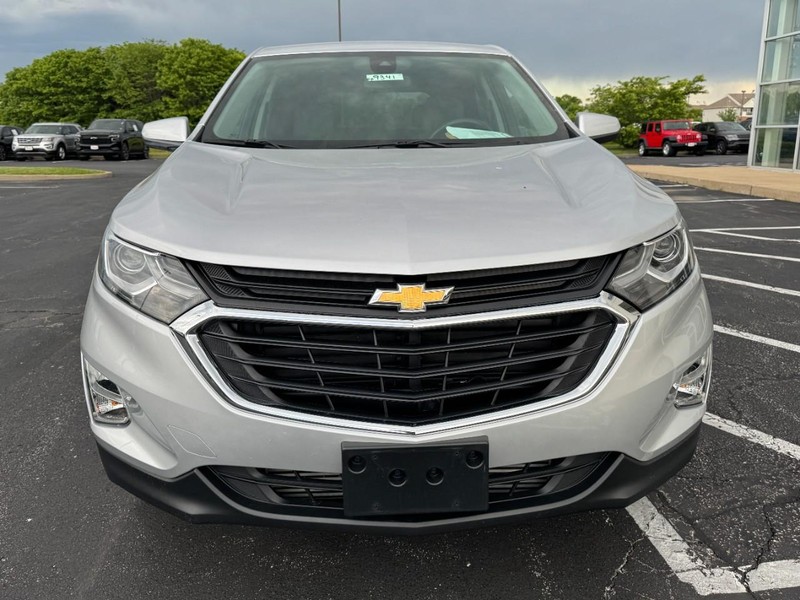 Chevrolet Equinox Vehicle Full-screen Gallery Image 09