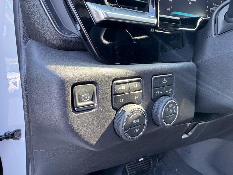 Chevrolet Silverado 1500 Vehicle Image 11